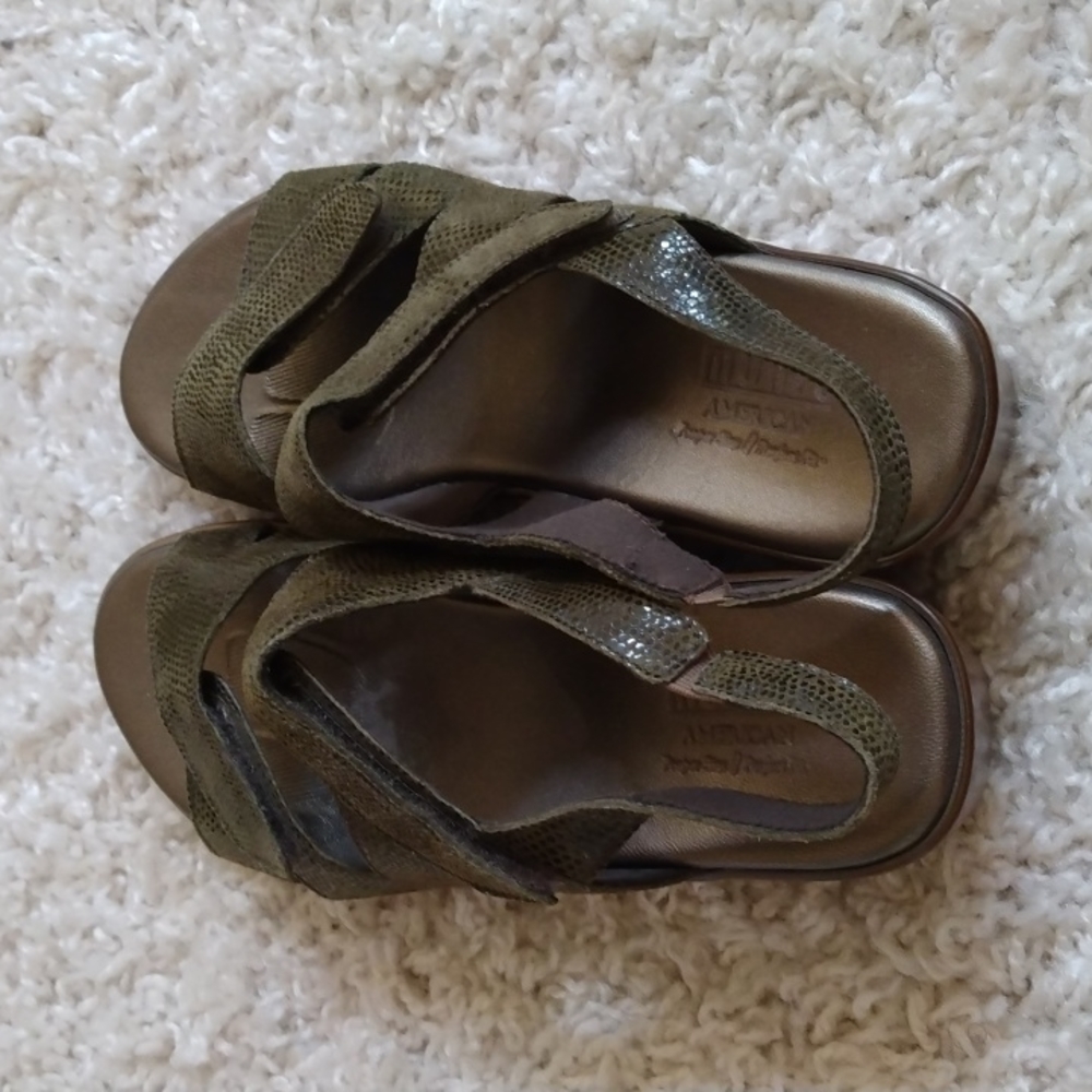 Munro Sandals - image 3